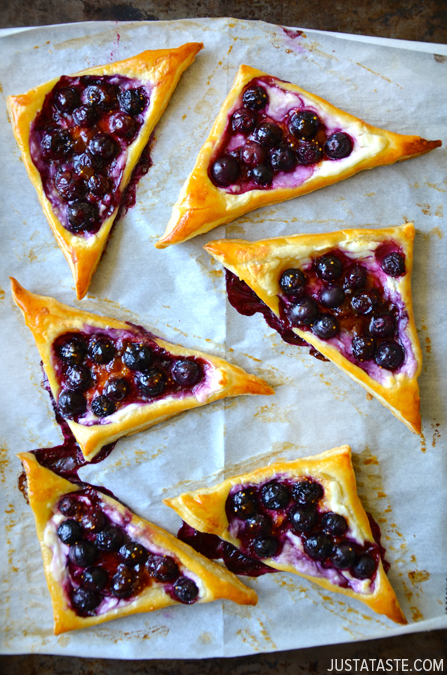 20 amazing blueberry recipes!  You won't want to miss these!