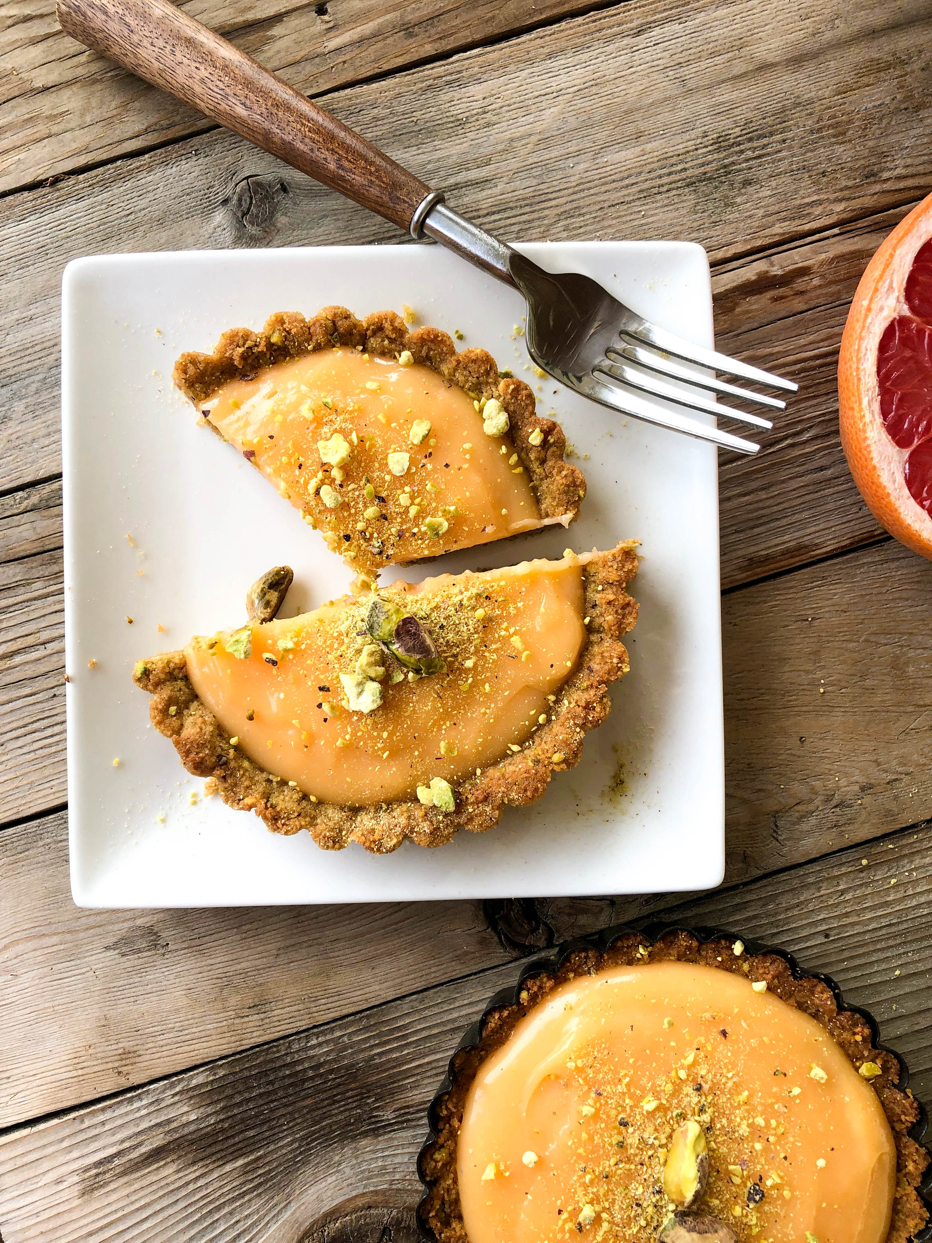 Grapefruit Tart with Pistachio Crust